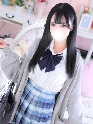 デザインプリズム在籍　なつの写真