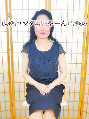 マダムいやーん あずさの大きな写真