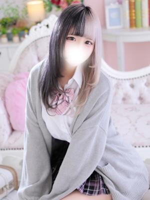 デザインプリズム在籍　かみの写真