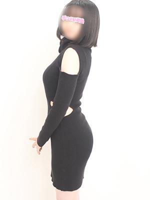 常黒ひなこ