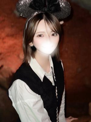 ブルーバード　西菜しのの大きな写真