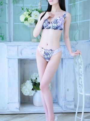 グランドオペラ名古屋　新人・詩乃(シノ)の大きな写真